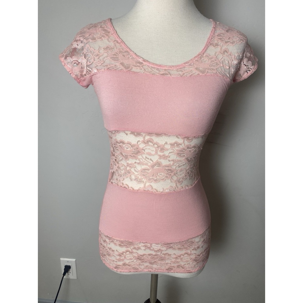 Vintage 90's Y2K IN2U Pink Lace Fitted Shirt T Shirt Women's S